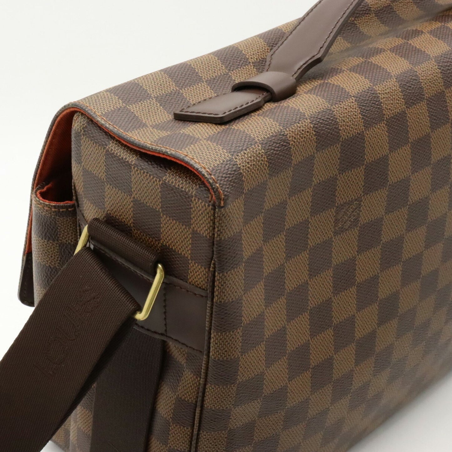 Louis Vuitton Broadway