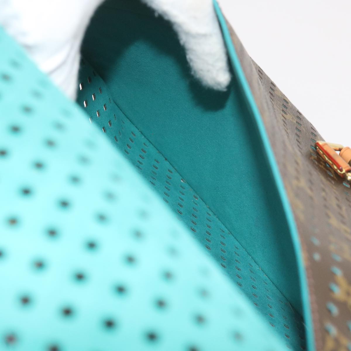 Louis Vuitton Saumur