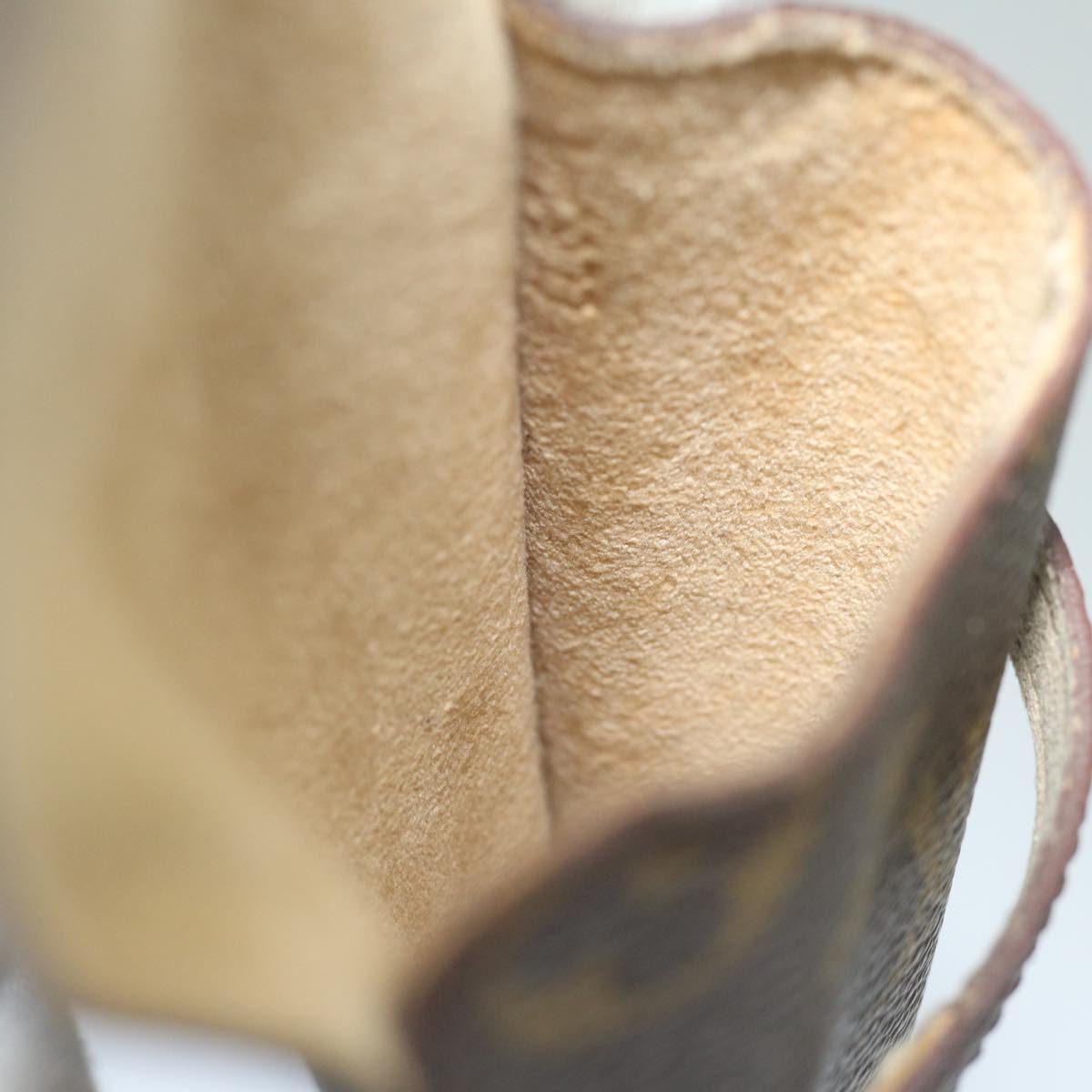 Louis Vuitton Etui à lunettes