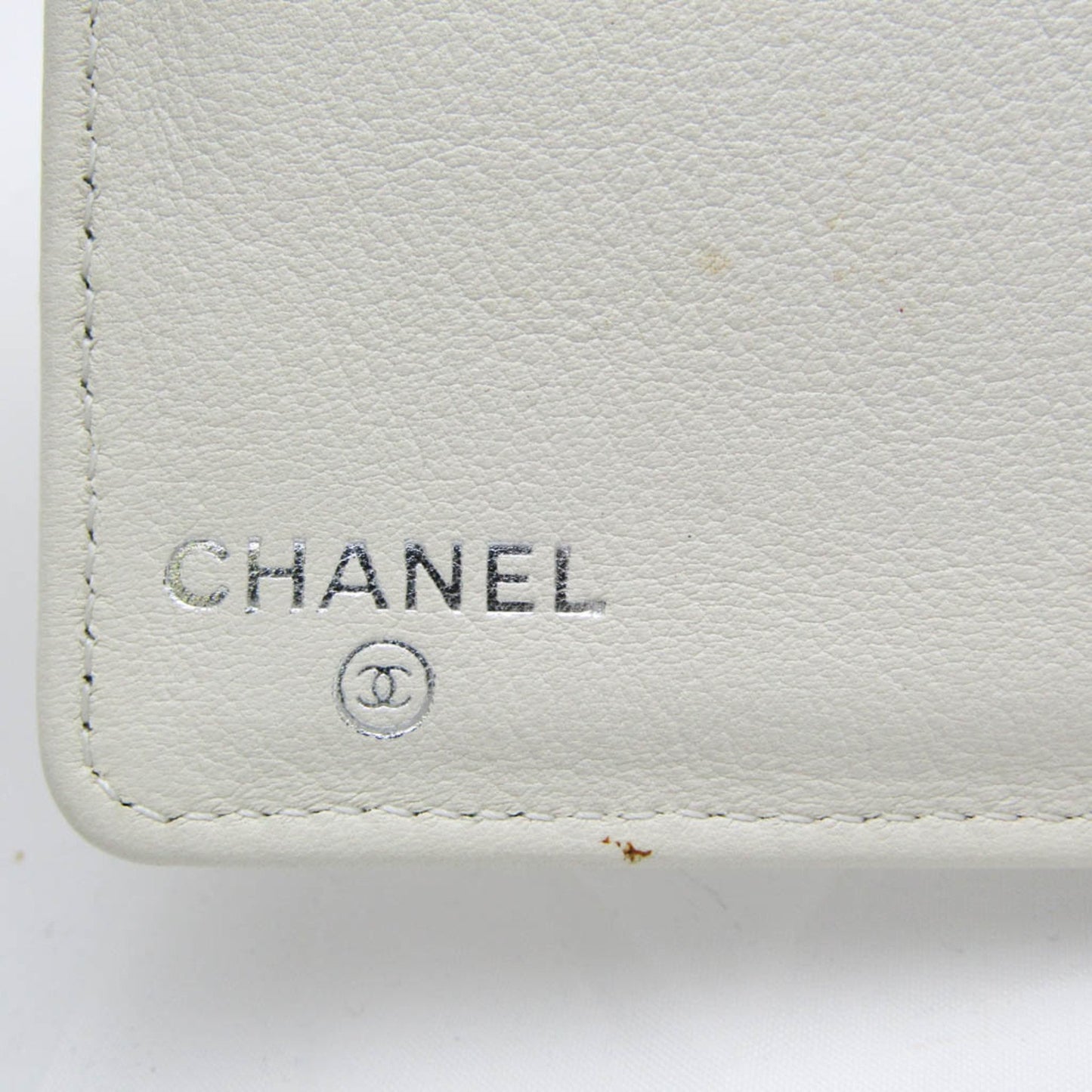 Chanel V-Stich