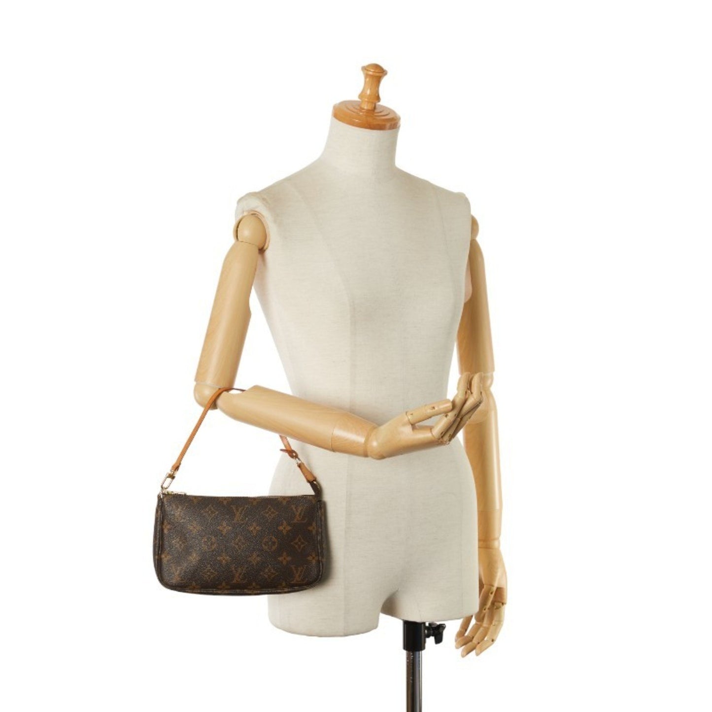 Louis Vuitton Pochette Accessoire