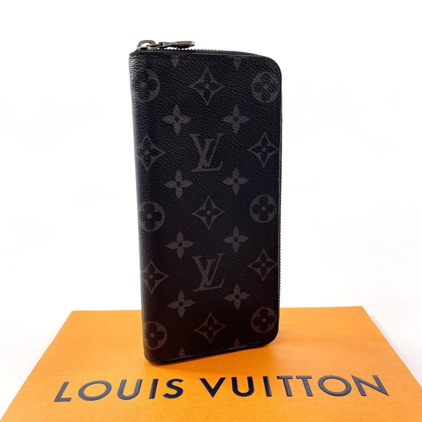 Louis Vuitton Zippy wallet