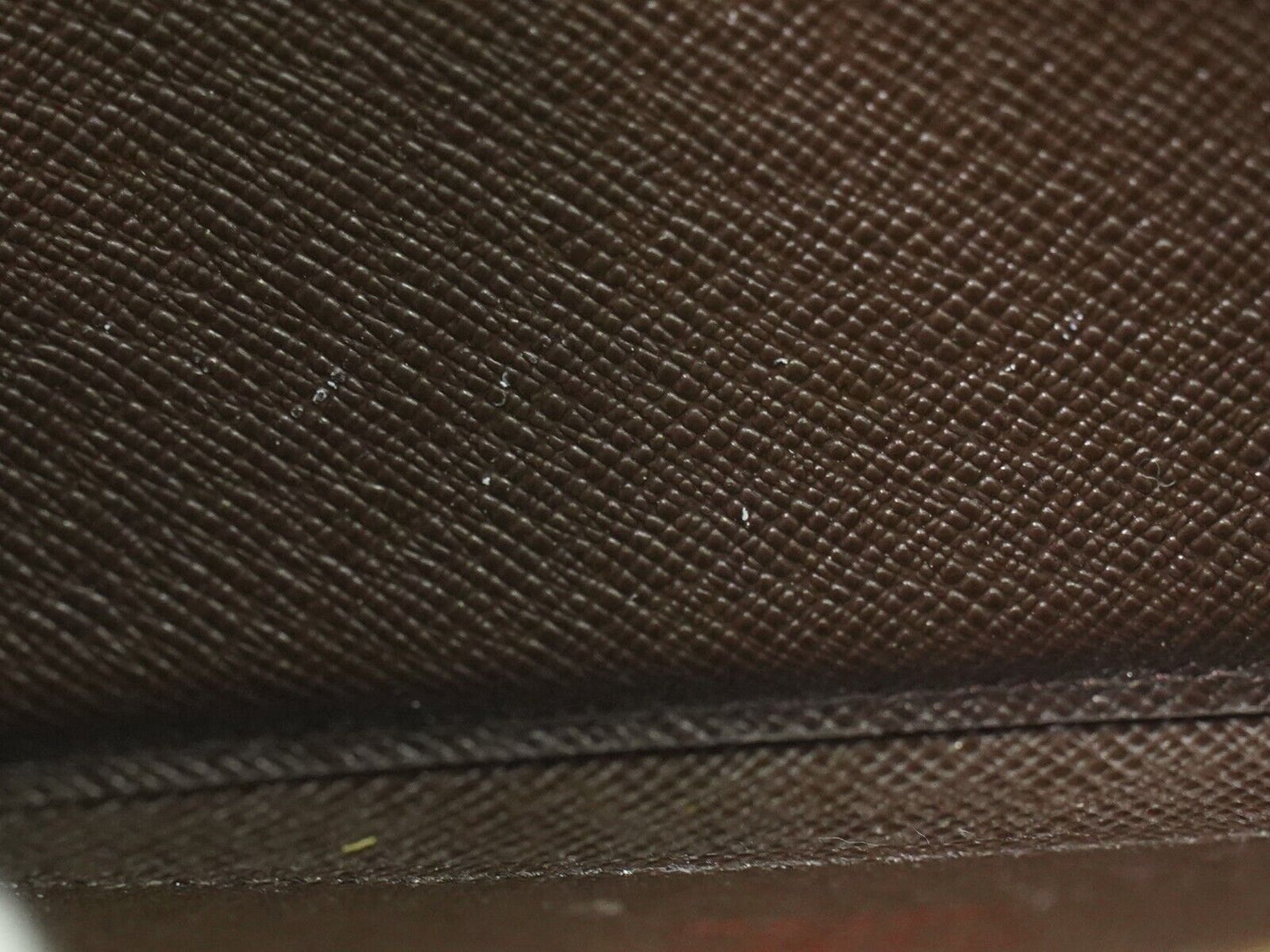 Louis Vuitton Zippy wallet