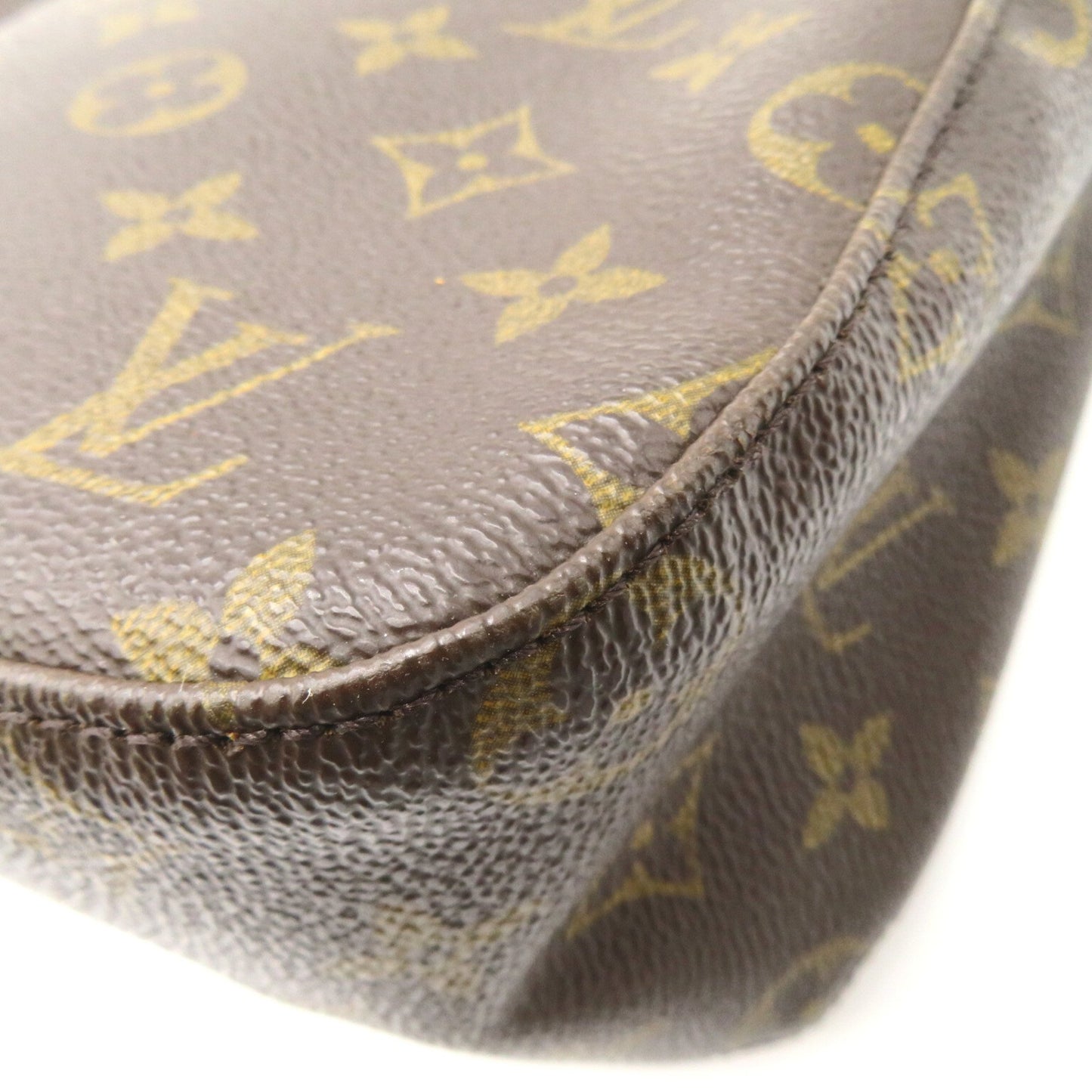 Louis Vuitton Looping MM