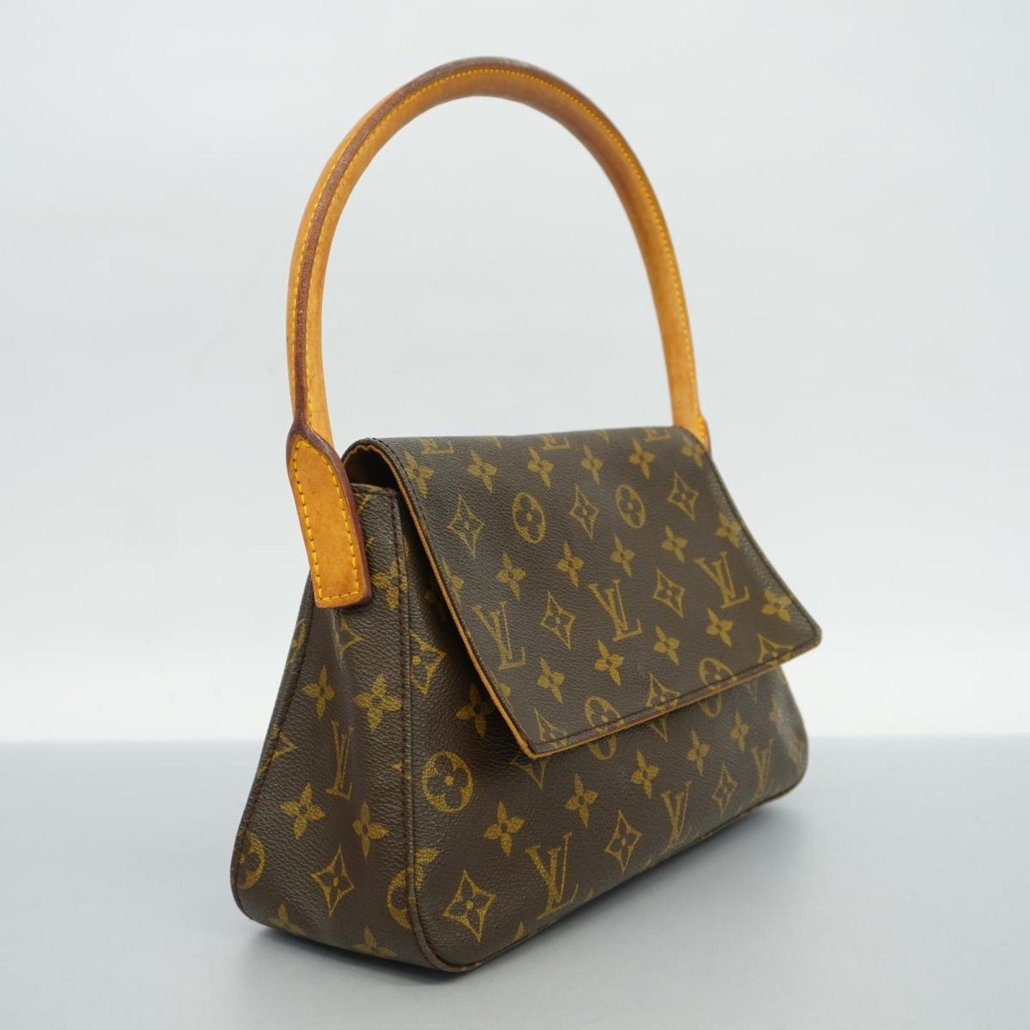 Louis Vuitton Mini looping