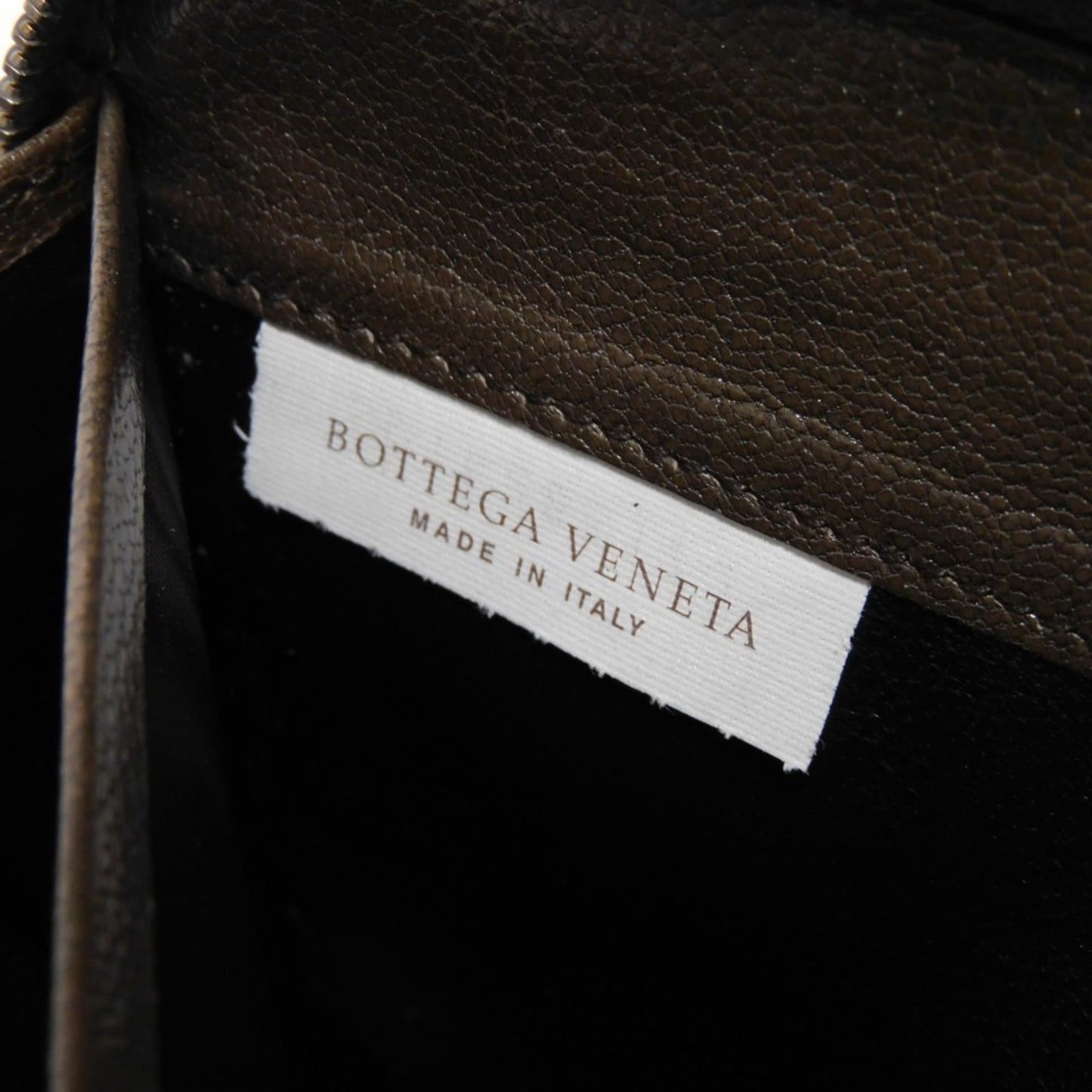 Bottega Veneta Zip around wallet