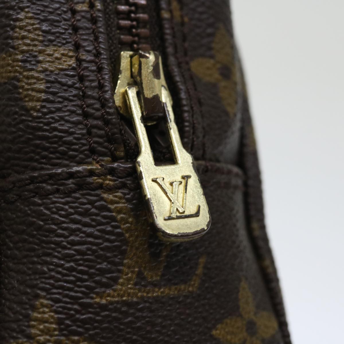 Louis Vuitton Trousse de Toilette