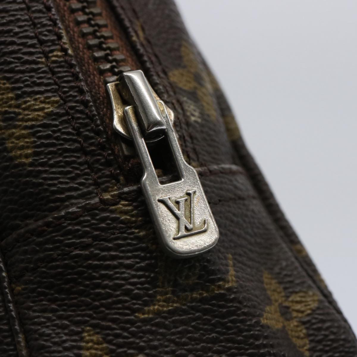 Louis Vuitton Trousse de Toilette