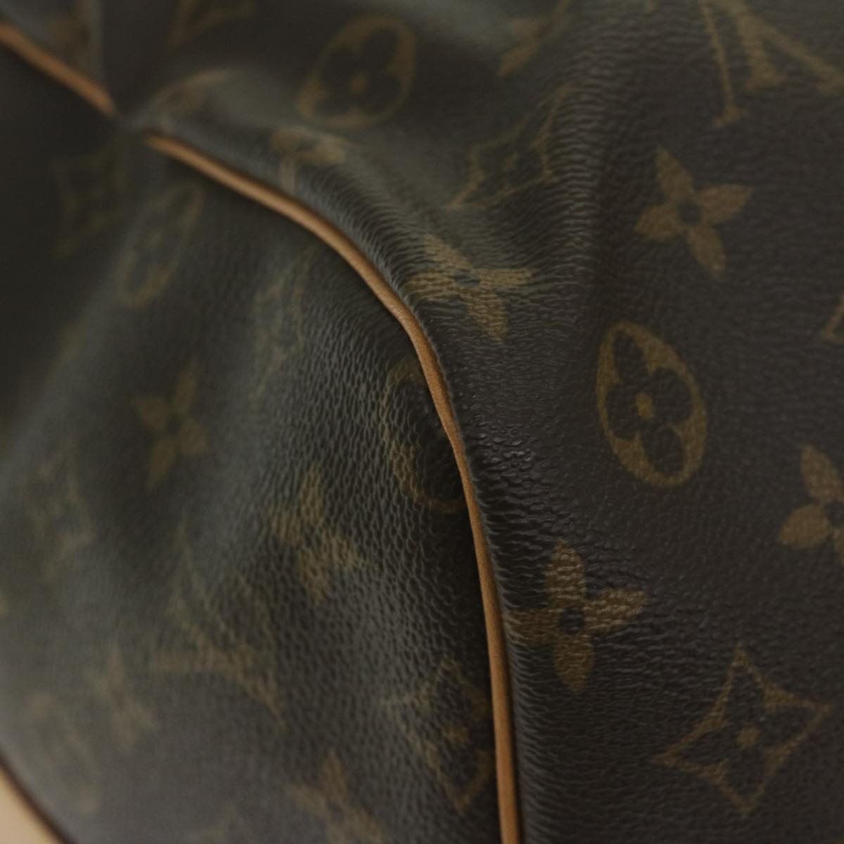 Louis Vuitton Keepall Bandoulière 60