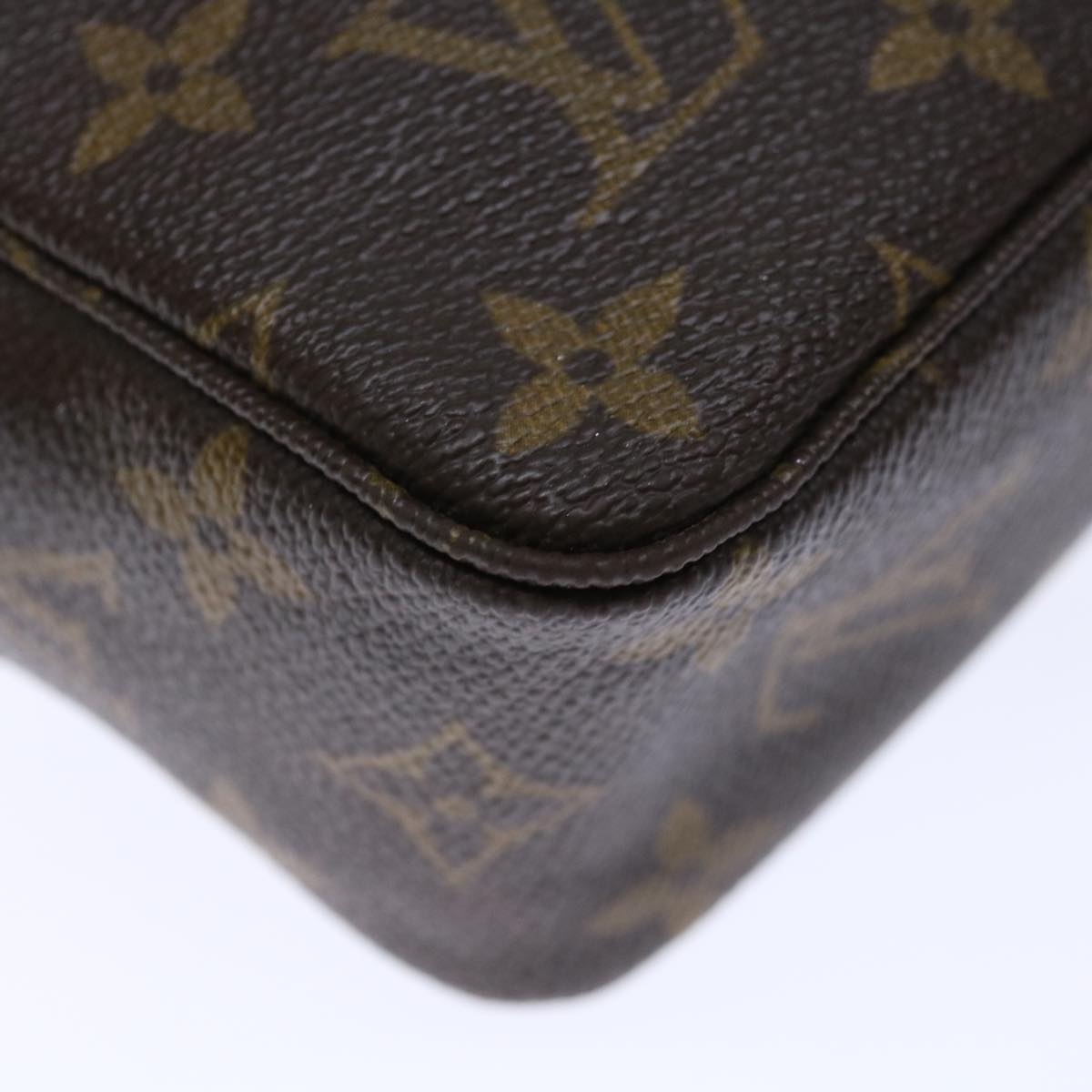 Louis Vuitton Trousse de Toilette