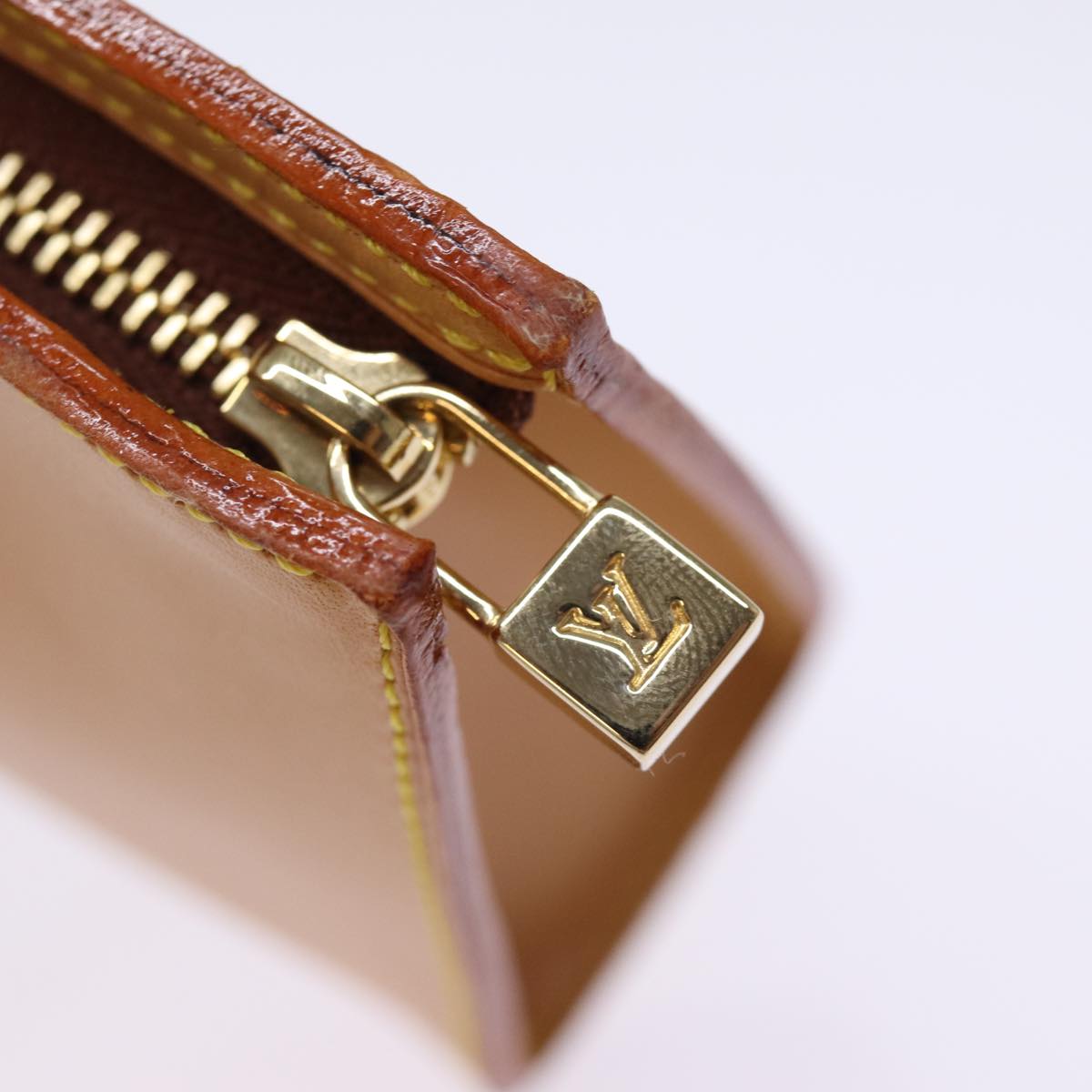 Louis Vuitton Pochette Accessoire