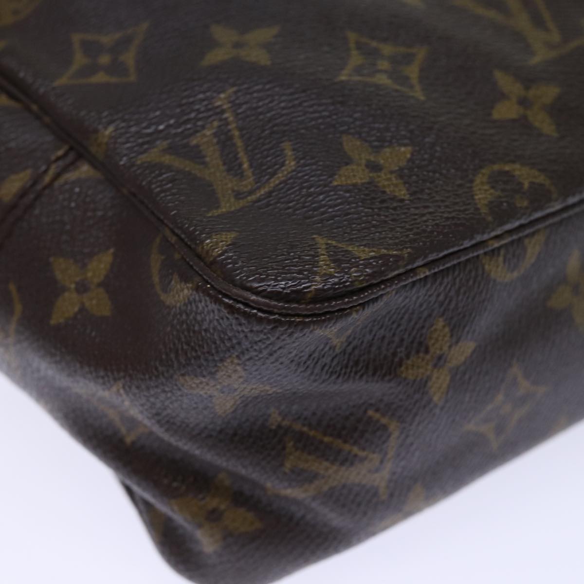 Louis Vuitton Trousse de Toilette