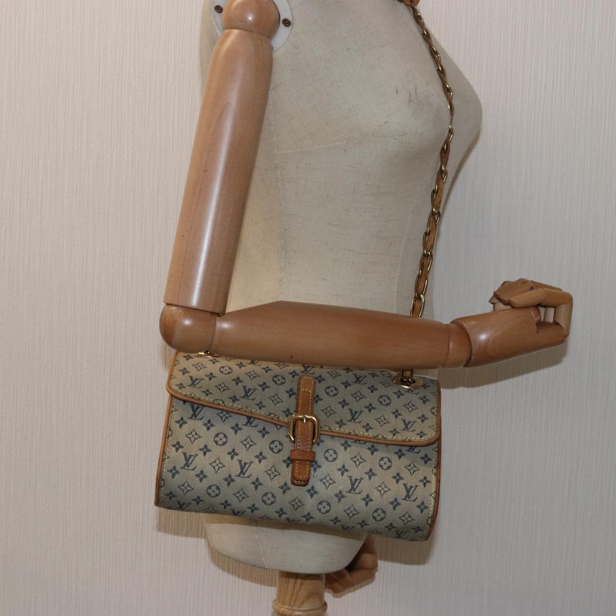 Louis Vuitton Camille