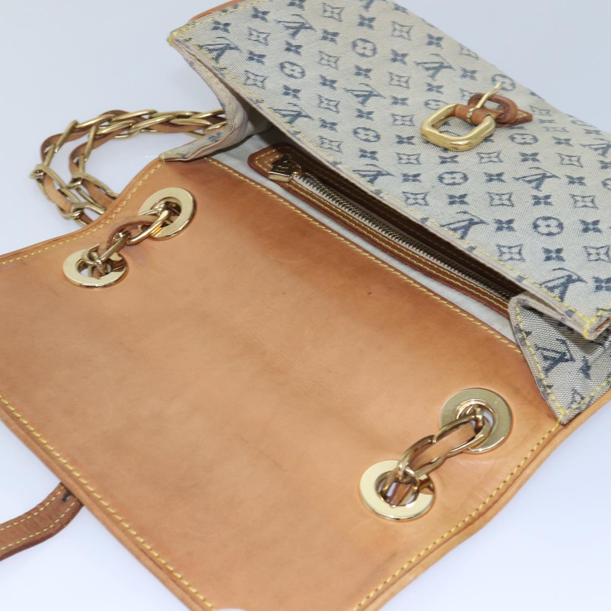 Louis Vuitton Camille