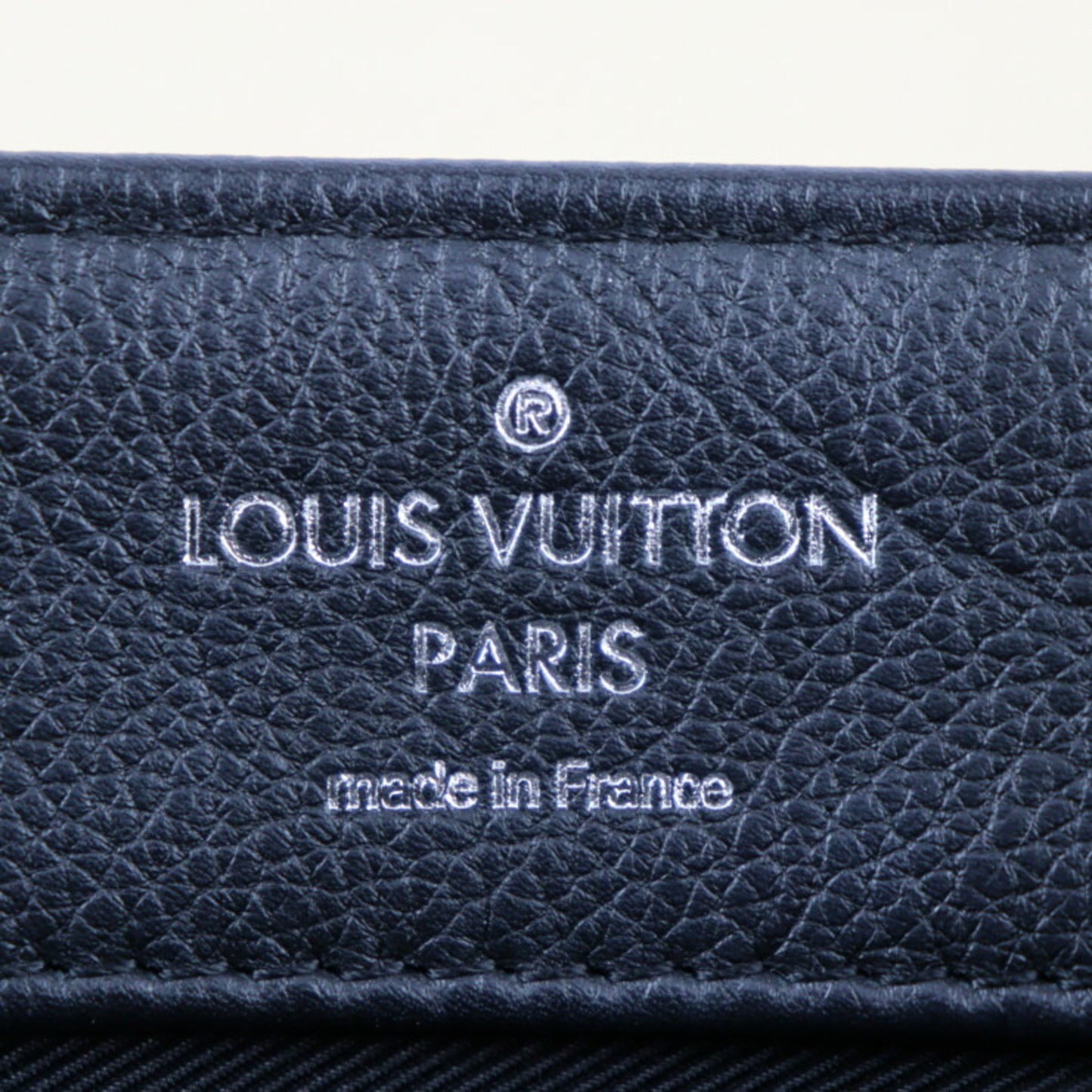 Louis Vuitton Lockmeto